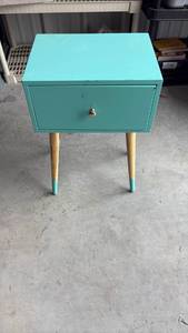 lot 374 image: Mid Century Modern Turquoise Nightstand with Wood Legs