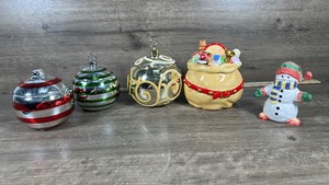 lot 271 image: Christmas Holiday Decoration Set with Snowman and Ornament Containers