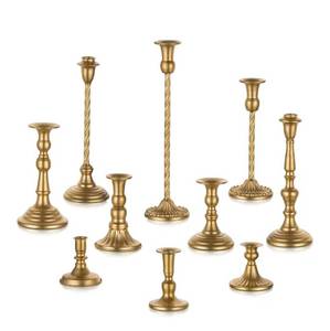 lot 4165 image: Candlestick Candle Holders Gold