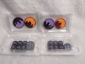 lot 701 image: Pokmon TCG Damage Counter Dice Set