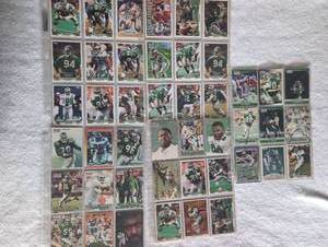 lot 2012 image: 1990s NFL Football Card Collection Mixed Brands