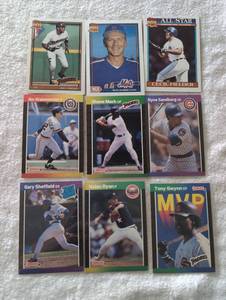 lot 3009 image: 1991 Donruss Baseball Cards Collection Featuring Hall of Fame Players -&nbsp&nbspTony Gwynn, Nolan Ryan, Gary Sheffield, Ryne Sandberg, Cecil Fielder and more