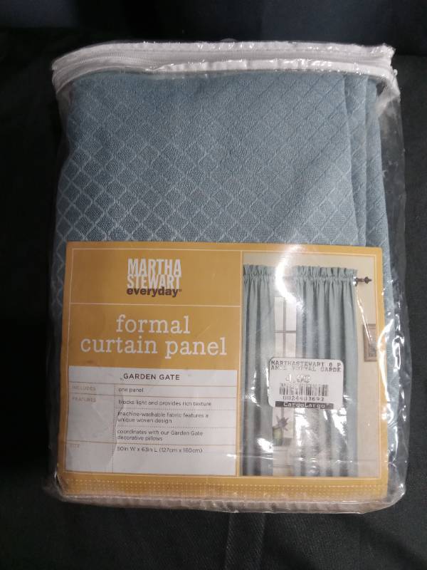 lot 5255 image: Martha Stewart Garden Gate Blue Formal Curtain Panel