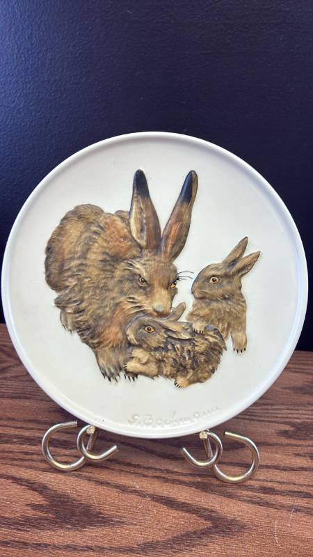 lot 5313 image: 1975 Goebel Mothers Series First Edition Rabbit Family Collector Plate
