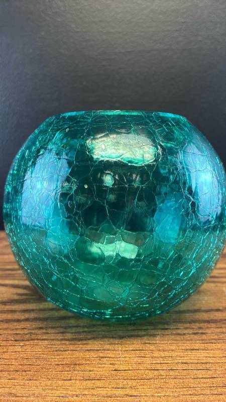 lot 5323 image: Crackle Glass Bowl Turquoise Blue