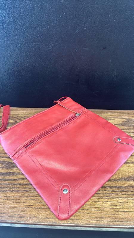 lot 5369 image: Red Leather Crossbody Bag with Multiple Compartments
