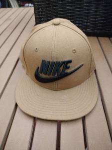lot 58323 image: Nike Pro Futura Performance snapback hat