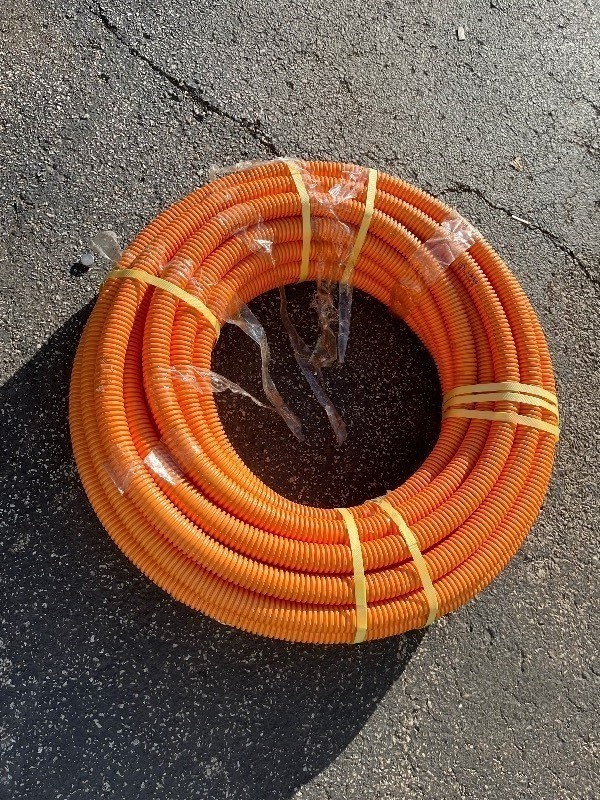 lot 303 image: General Purpose Orange Tubing 1 x 50