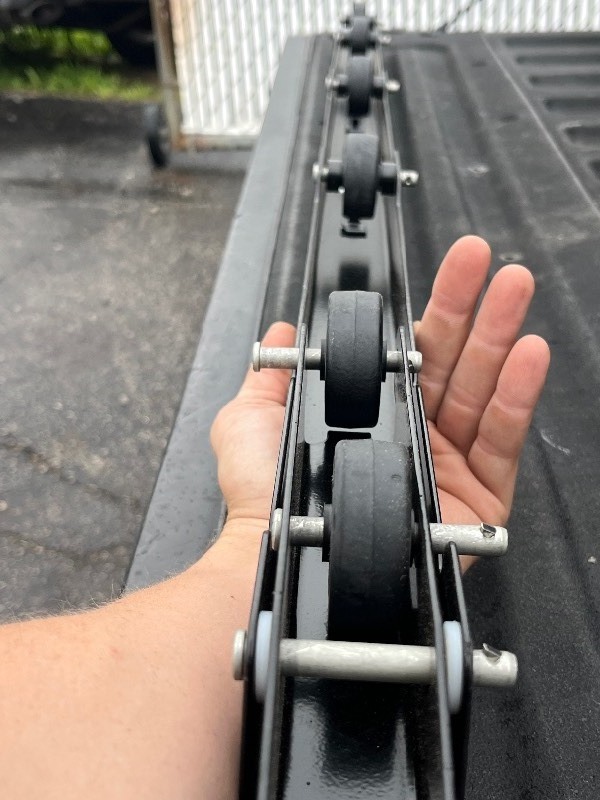 lot 645 image: Truck Bed Slide Roller Piece - Great Start to Create your own Bed Slide - 173226
