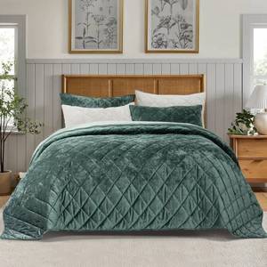 lot 6559 image: $75 EVERGRACE Velvet Quilt Set King, Dark Green