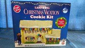 lot 2003 image: Create A Treat National Lampoons Christmas Vacation Cookie Kit 11 count