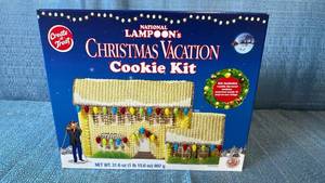 lot 2038 image: National Lampoons Christmas Vacation Cookie Kit 8 count