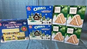 lot 2044 image: Christmas Holiday Gingerbread House Cookie Decorating Kits