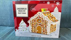 lot 2057 image: Gingerbread House Kit Ready to Build 12 count