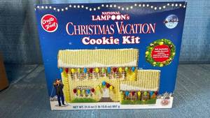 lot 2061 image: National Lampoons Christmas Vacation Cookie Kit 10 count