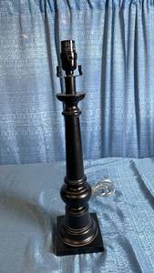 lot 3001 image: Black Metal Table Lamp Base with Electrical Socket