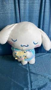 lot 3025 image: 18 Inch Hello Kitty Cinnamoroll Squishmallow Plush Toy