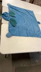 lot 3088 image: Pillowfort Dragon Hooded Blanket with Hand Mitts