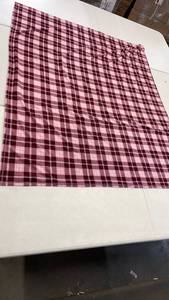 lot 3091 image: Liz Claiborne Pink Plaid Throw Blanket