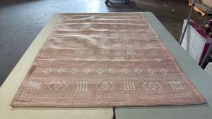 lot 8018 image: Pillowfort Tapestry Area Rug 4x6 Pink Geometric Pattern