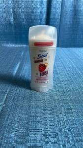 lot 8030 image: Secret Champagne Blush Invisible Solid Deodorant 2.6 oz