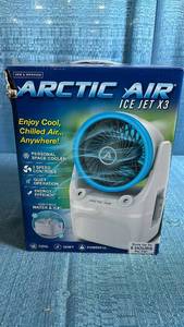 lot 8078 image: Arctic Air Ice Jet X3 Personal Space Cooler