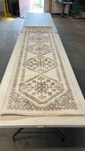 lot 8113 image: Threshold Washable Runner Rug 2x7 Feet Cream Traditional Pattern