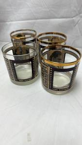 lot 28 image: Classic Hollywood Film Stars Commemorative Drinking Glasses Set