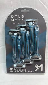 lot 60 image: DTLS MTR Mens 6-Pack Triple Blade Disposable Razors