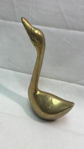 lot 69 image: Brass Swan Made in Korea