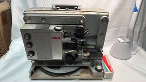 lot 98 image: RCA 16mm Film Projector with Case
