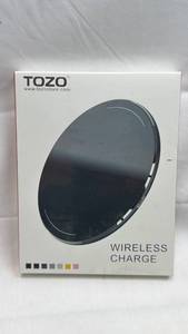 lot 127 image: TOZO W1 Wireless Charging Pad