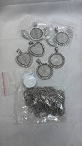 lot 137 image: Junkin 24 Piece Sublimation Rhinestone Pendant Kit