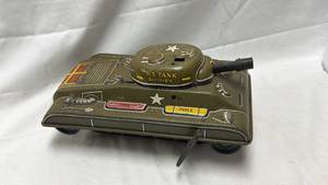 lot 159 image: U.S. Tank Division Military Tin Toy with Wind-Up Mechanism