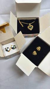lot 168 image: Avon Gold Tone Jewelry Collection with Heart Necklace and Earrings