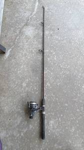 lot 191 image: Abu Garcia Cardinal 354 Spinning Reel with Fishing Rod Combo