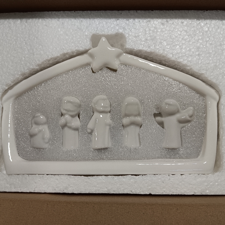 lot 8375 image: WDS WONDROUS Christmas Nativity Set-8Pcs White and Gold Mini Nativity Figures Modern Holy Family Scene, Resin and Wood Religious Collection for Kids, Xmas Table Mantle Shelf Holiday Decor