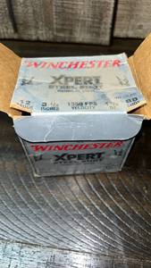 lot 15 image: Winchester Xpert Steel Shot 12 Gauge Shotgun Shells BB Shot 3.5 inch ammo