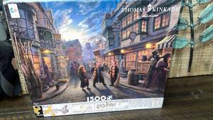 lot 62 image: Harry Potter Diagon Alley 1500 Piece Jigsaw Puzzle by Ceaco