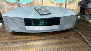 Bose Wave Radio AM/FM CD Player with Remote Control SOUNDS AMAZING!!!!