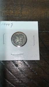 lot 87 image: 1944 S Mercury Silver Dime