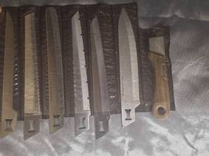 lot 113 image: Kershaw Kai Japanese Kitchen Knife Set with Sheaths and Storage Case