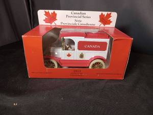 lot 40755 image: 1913 Ford Model T Canadian Provincial Series Die-Cast Metal Replica