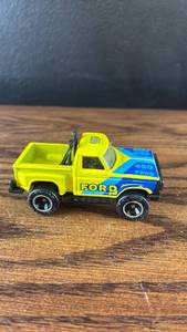 lot 5464 image: Matchbox Ford 460 Pickup Truck Die Cast Vehicle