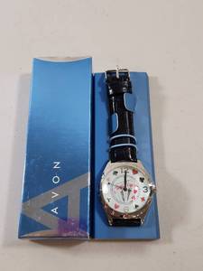 lot 118 image: Avon Poker Card Themed Watch with Black Leather Band