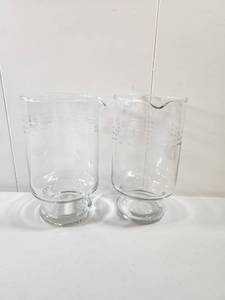 lot 157 image: Vintage Princess House Heritage Martini Cocktail Mixing Pitcher Set
