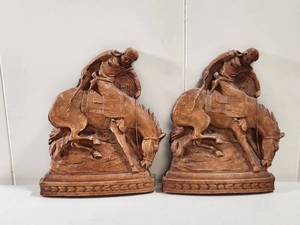 lot 171 image: Carved Wood Western Cowboy Horse Bookends Pair