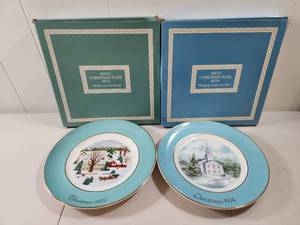 lot 199 image: Avon Christmas Plates 1973 through 1976 Set
