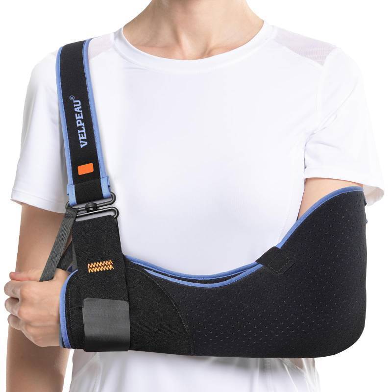lot 1334 image: Velpeau Arm Sling Shoulder Immobilizer for Women and Men, fit Left or Right Arm - Rotator Cuff Support Brace - Medical Sling for Shoulder, Clavicle, Elbow Injury (Comfort type, Large Bust 33.5��-41��) - Retail $27