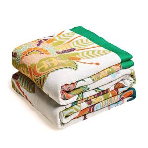lot 2593 image: VANJOROY Boho Throw Blanket, 100% Organic Cotton Breathable Skin-Friendly Ultra Soft Bed Quilt Throw - All Season Floral Bird Farmhouse D�cor Luxury Blanket for Sofa Couch Chair and Gift. 91 x 98 - Retail $71